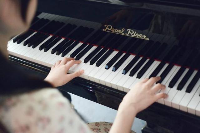 鋼琴的使用壽命有多久？鋼琴調音要注意哪些問題？