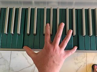 鋼琴黑科技-你會彈八度嗎？感覺舒服嗎？