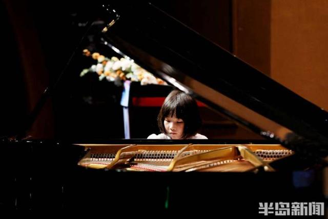 “巔峰”鋼琴對決，精彩視聽盛宴_青島中古鋼琴直播間在哪 – 二手鋼琴展示中心